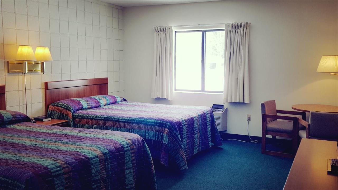 Oakridge Motel Newaygo エクステリア 写真
